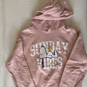 Mango Girls Peanuts Snoopy & Woodstock “Sunday Vibes” Soft Pink Hoodie. Like new